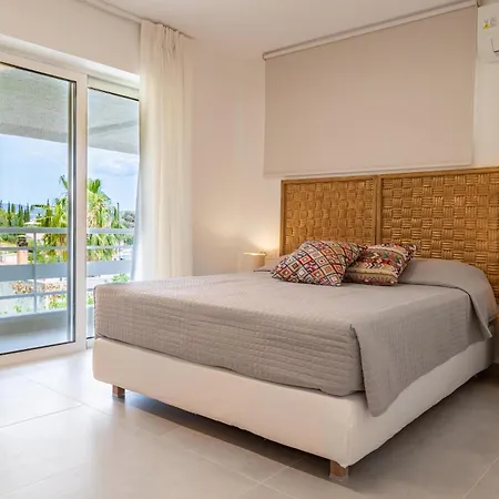 Arancia Elegant Rooms And Suites Tolón Extérieur photo