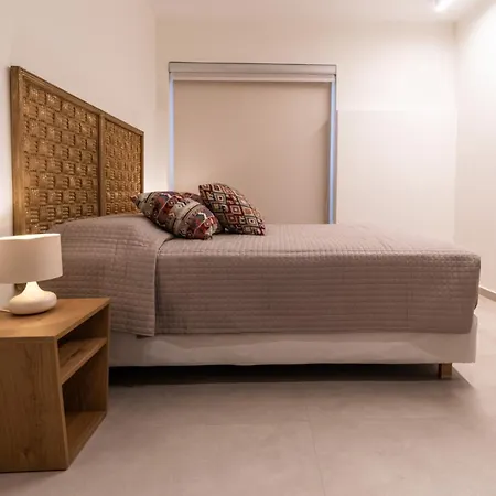 Arancia Elegant Rooms And Suites Tolón Extérieur photo