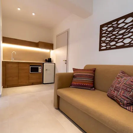 Arancia Elegant Rooms And Suites Tolón Extérieur photo