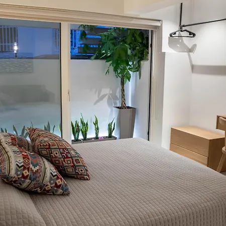 Arancia Elegant Rooms And Suites Tolón Extérieur photo